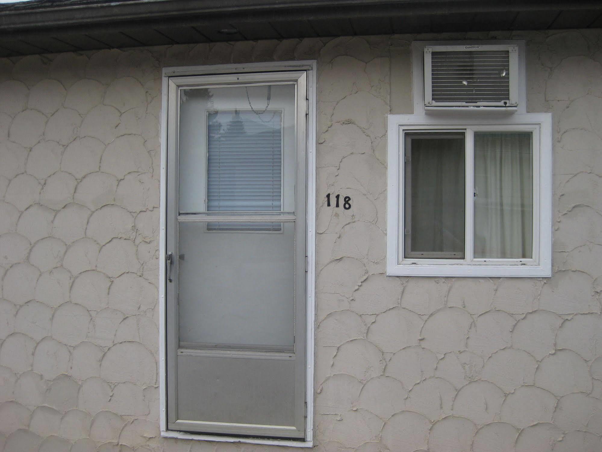 Hat Motel Medicine Hat Exterior foto